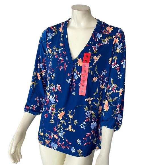 TWO by Vince Camuto Women's V-Neck Top Teal Floral - Picture 4 of 7